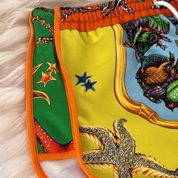 VERSACE NEW shorts authentic 100% - Picture 3 of 14